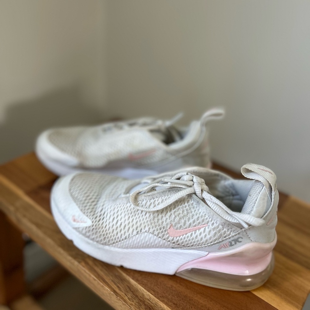Girls Nike Air Max